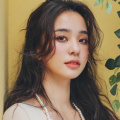红色的比基尼