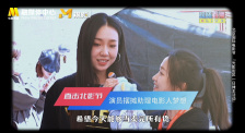 红色的比基尼